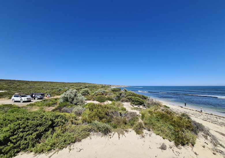 Cable Bay Beach campground Dhilba GuurandaInnes National Park